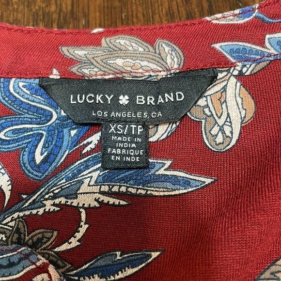 Lucky Brand | red and blue floral print top - Picture 7 of 10